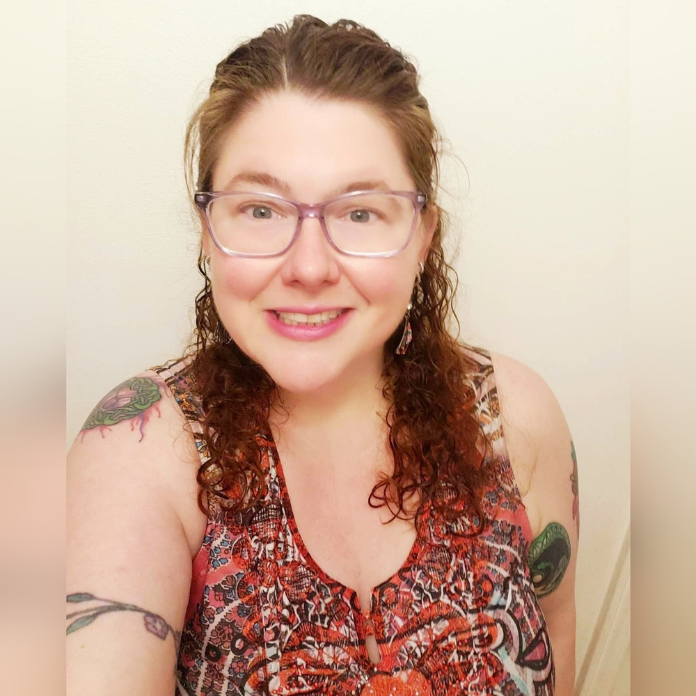 Meet your Posher, Denise